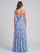 Vestido maxi halter floral para invitada de boda