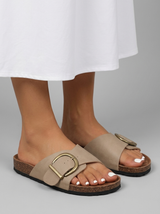 Sandalias cómodas con hebilla para mujer