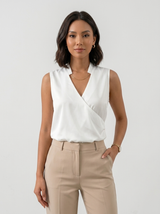Women’s Elegant Sleeveless Blouse