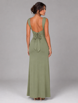 Robe maxi à col carré pour invitée de mariage