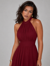 Robe à col halter style chiffon pour invité de mariage