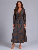 Vestido midi estampado con escote en V para invitada de boda