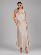 Robe midi à col montant effet satin pour invité de mariage