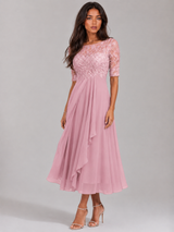Robe midi à corsage en dentelle et mousseline pour invitée de mariage
