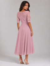 Robe midi à corsage en dentelle et mousseline pour invitée de mariage