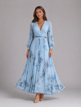 Vestido maxi plisado floral en línea A para invitada de boda