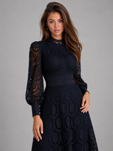 Robe midi en dentelle cocktail femme