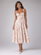 Vestido midi corsé con escote corazón floral para invitada de boda