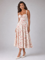 Vestido midi corsé con escote corazón floral para invitada de boda