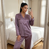 Pyjama en satin de soie femme manches longues boutonné violet gris