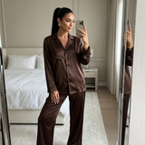 Conjunto de pijama de satén de seda para mujer manga larga con botones café