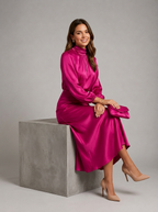 Robe midi à col montant effet satin pour invitée de mariage