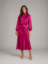 Robe midi à col montant effet satin pour invitée de mariage