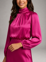 Robe midi à col montant effet satin pour invitée de mariage