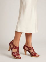 Women’s Elegant Comfort Sandals