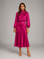 Robe midi à col montant effet satin pour invitée de mariage