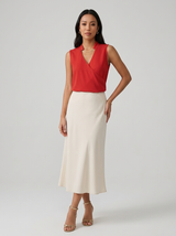 Women’s Elegant Sleeveless Blouse