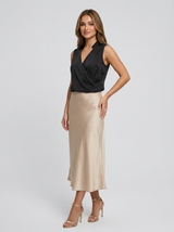 Women’s Elegant Sleeveless Blouse