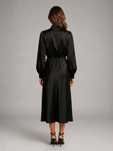 Robe midi à col montant effet satin pour invitée de mariage