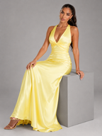 Robe maxi halter froncée effet satin pour soirée femme