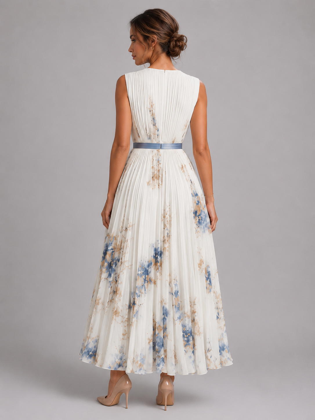 Robe maxi plissée en ligne A fleurie pour invitée de mariage