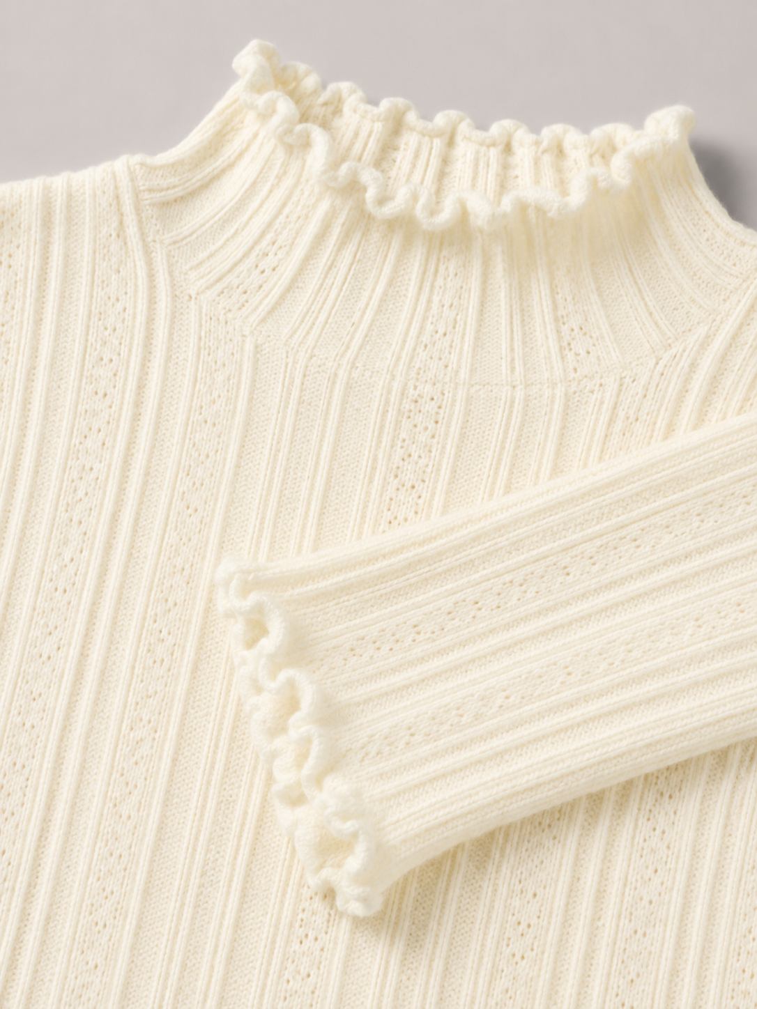 Ribbed mock neck knit sweater – Nude & Nero