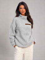 Pull à col roulé duveteux pour femme