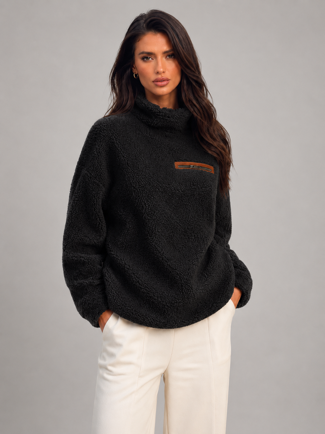 Suéter de cuello alto y textura peluda para mujer