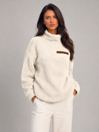 Pull à col roulé duveteux pour femme