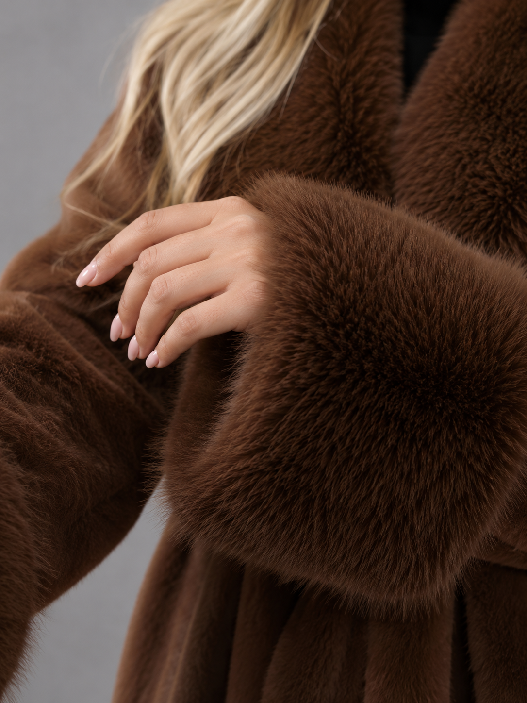 Women's Belted Faux Fur Collar Coat