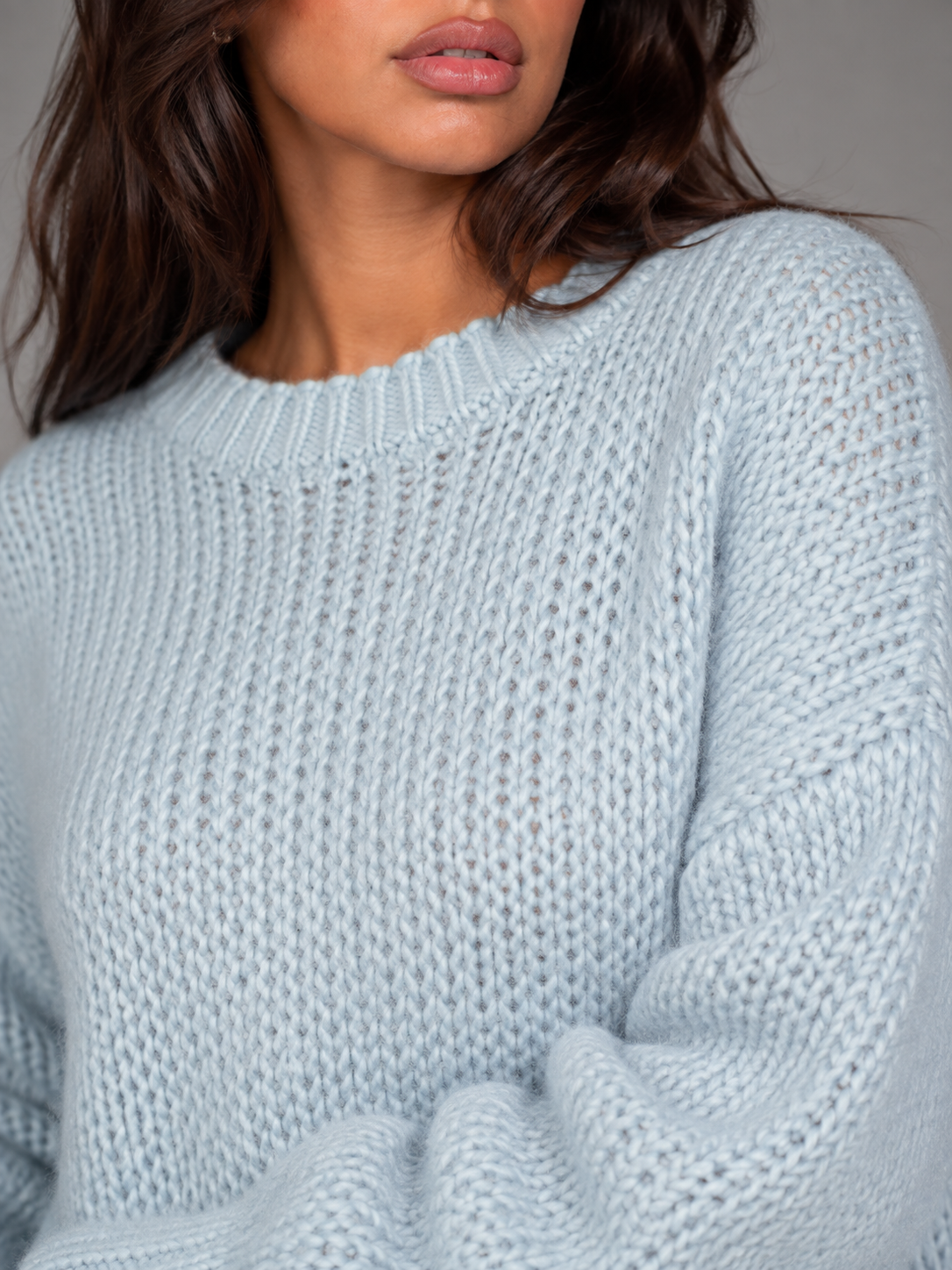 Women's Chunky Knit Oversized Crewneck Sweater Pink