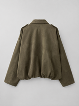 Faux suede oversized shirt jacket – detail of collar and buttons – Nude & Nero