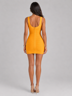 Vestido mini ajustado con escote redondo para cóctel de mujer