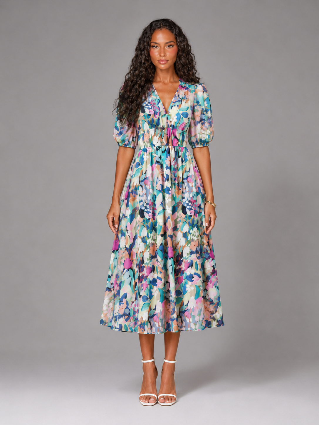 Vestido midi floral sin mangas con escote en V para invitada de boda