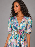 Vestido midi floral sin mangas con escote en V para invitada de boda