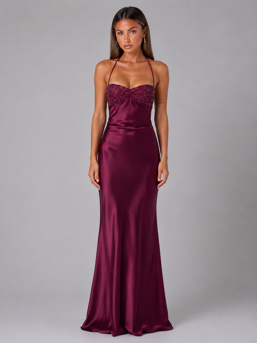 Robe maxi effet satin perlée pour soirée femme