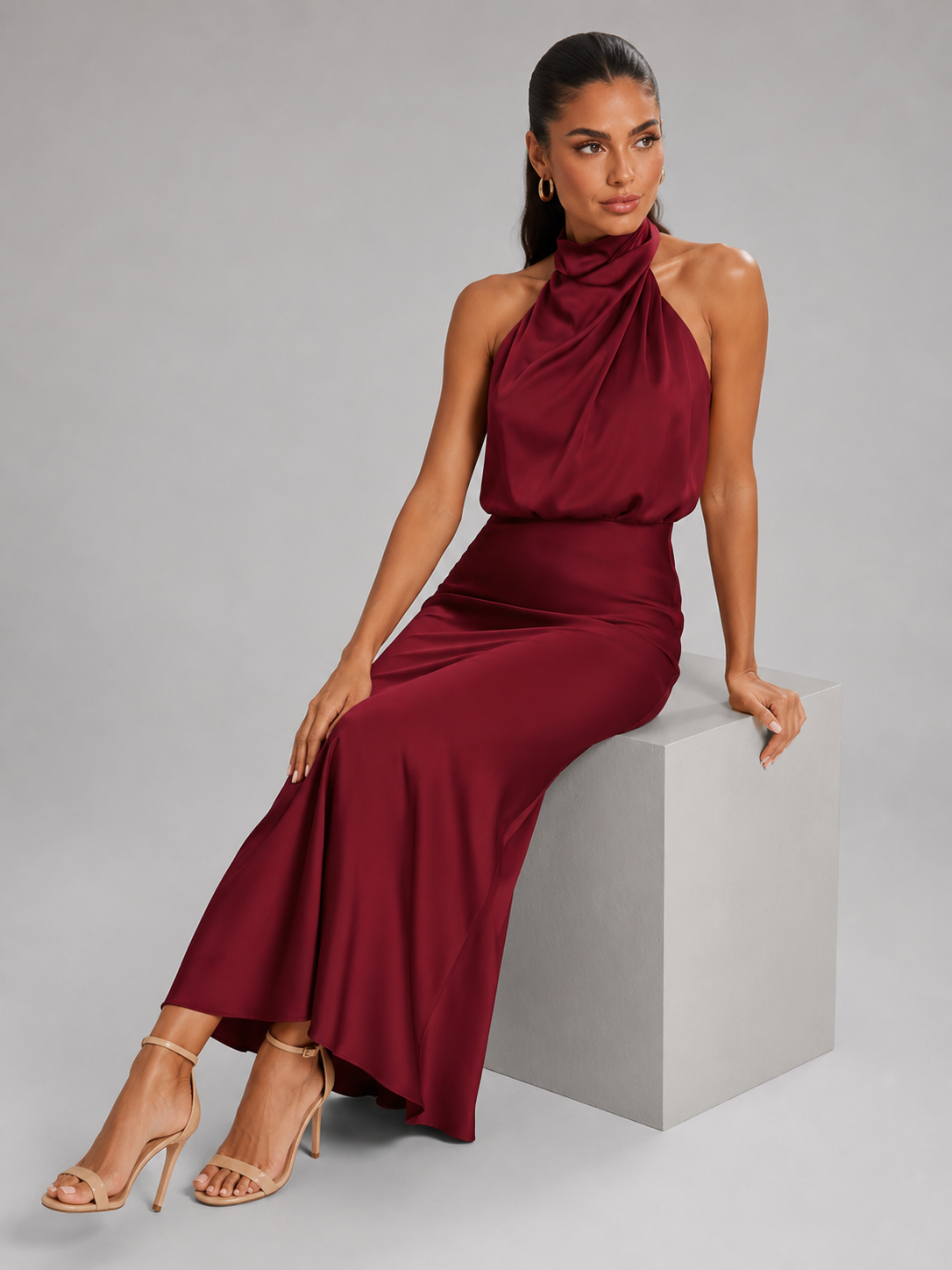 Robe midi à col montant effet satin pour invité de mariage