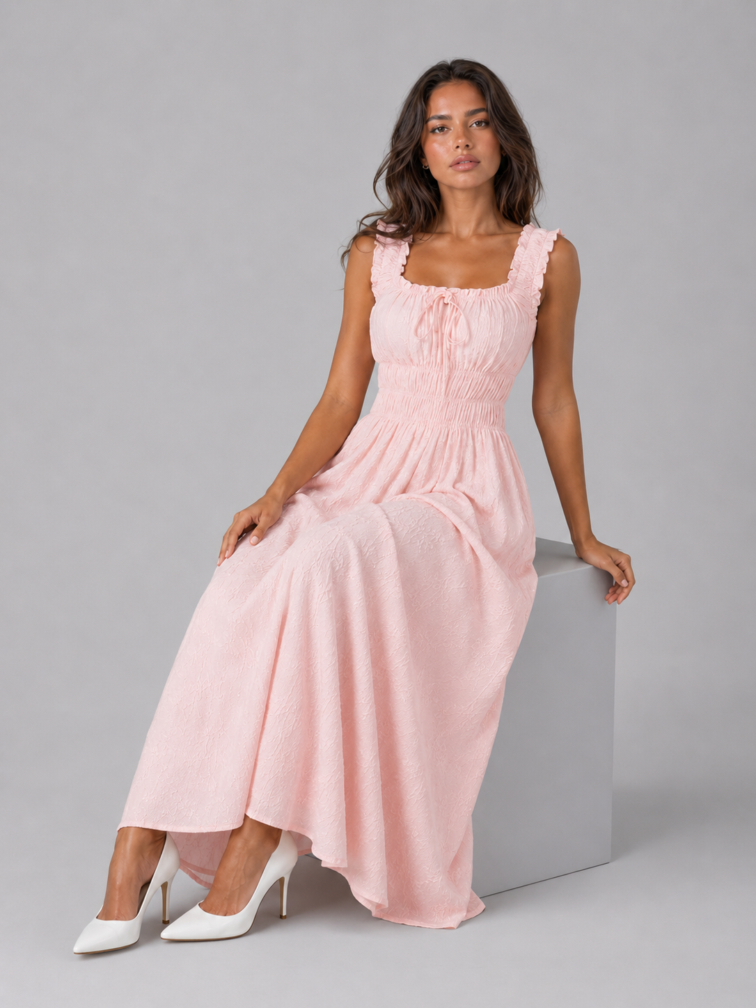 Vestido midi floral con textura y cintura fruncida para mujer verano