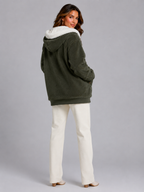 Doudoune à capuche doublée sherpa pour femme