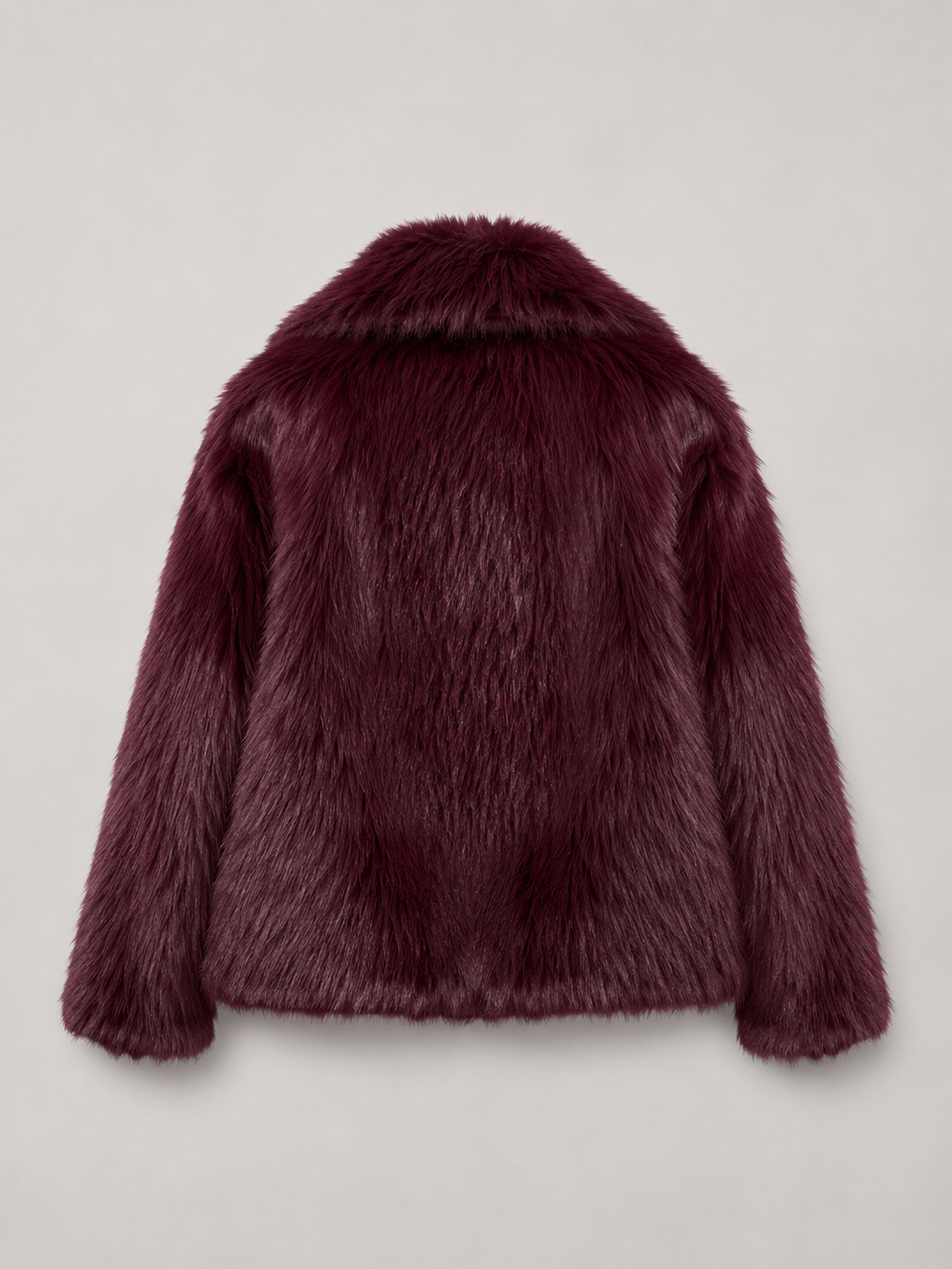 Cropped faux fur jacket – back view – Nude & Nero
