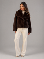 Cropped faux fur jacket – detail view – Nude & Nero