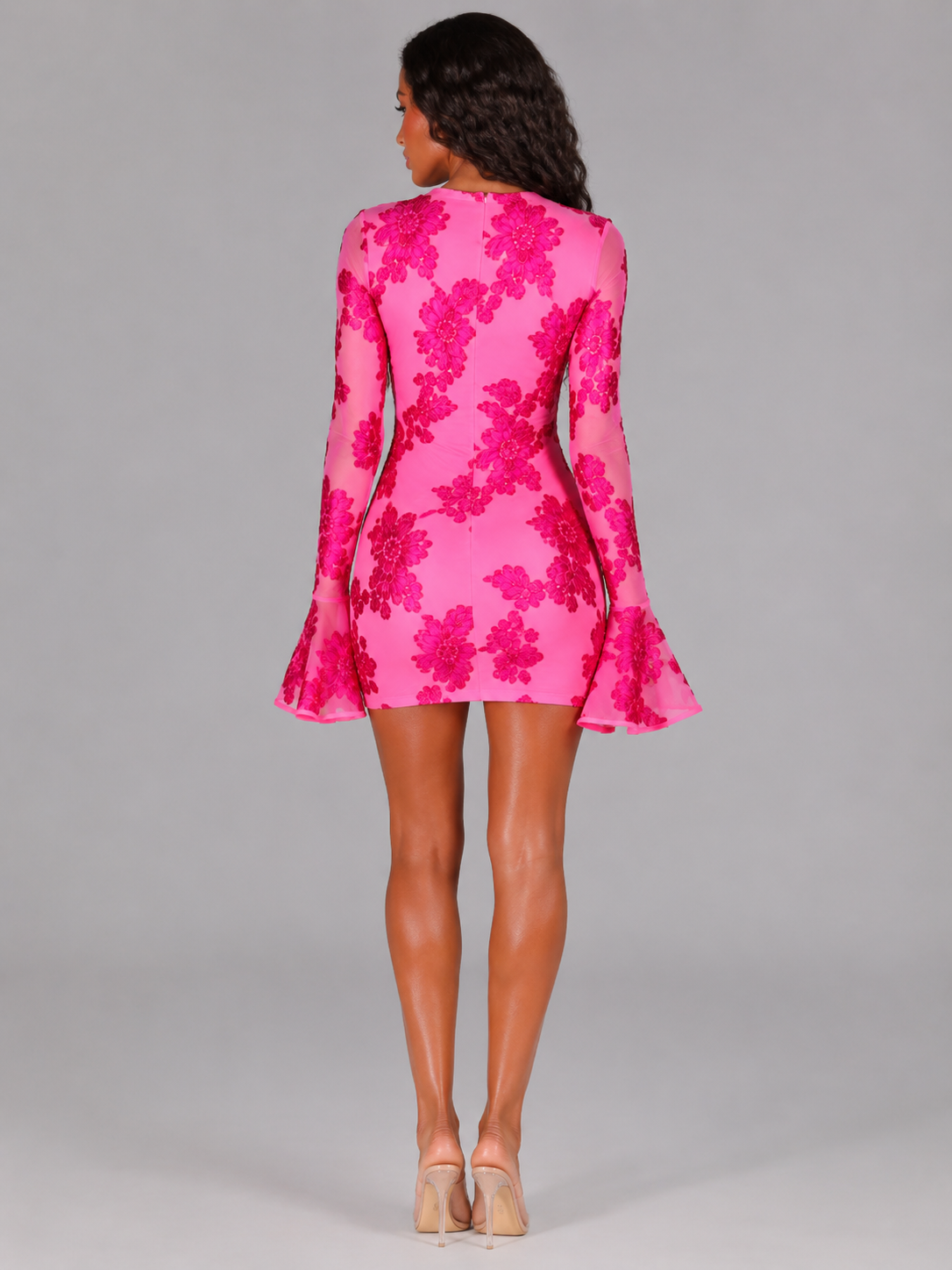 Robe mini moulante florale pour cocktail femme