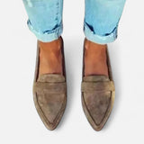 Women’s Retro Pointed Loafers