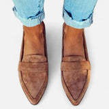 Women’s Retro Pointed Loafers