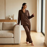 Pyjama en satin de soie femme manches longues boutonné café